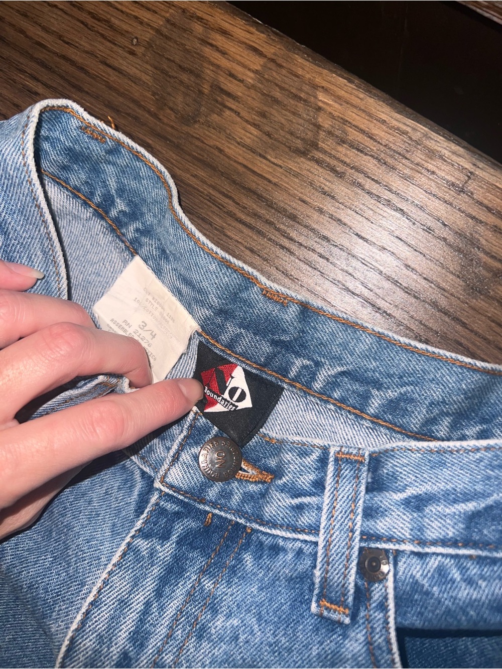 Vintage Classic High-Rise Blue Denim Shorts - Picture 4 of 4